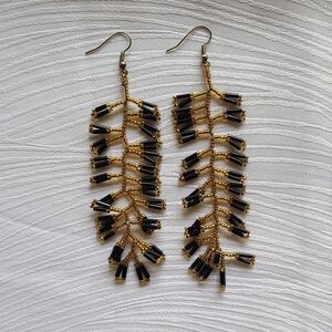 Handmade Huichol/Wixarica Black and Gold Beaded Earrings